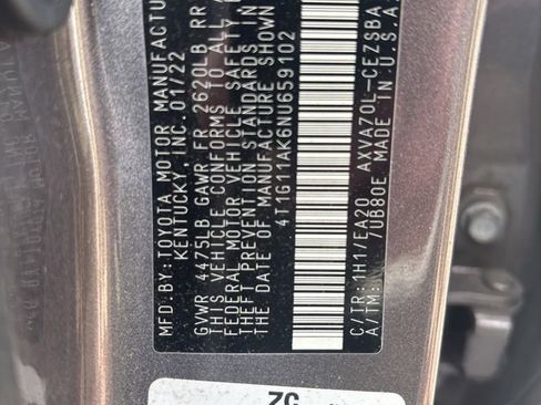 Used 2022 Toyota Camry SE w/ Cold Weather Package FWD image 12
