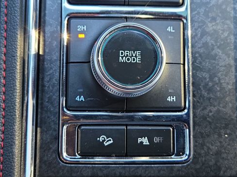 Certified 2024 Ford Expedition Limited image 19