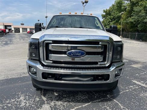 Used 2016 Ford F250 Lariat image 9