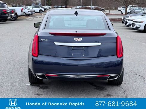 Used 2017 Cadillac XTS Luxury w/ Driver Awareness Package image 4
