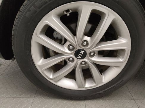 Used 2019 Kia Soul + image 31