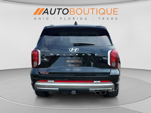 Used 2025 Hyundai Palisade AWD image 4