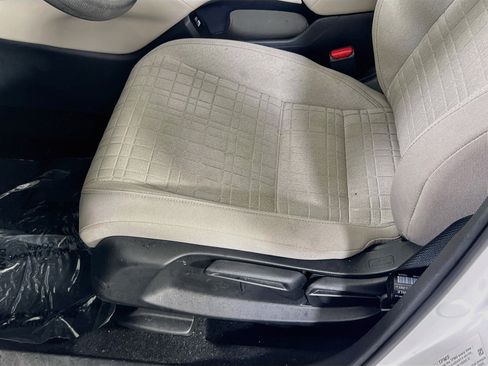 Used 2023 Honda HR-V LX image 18