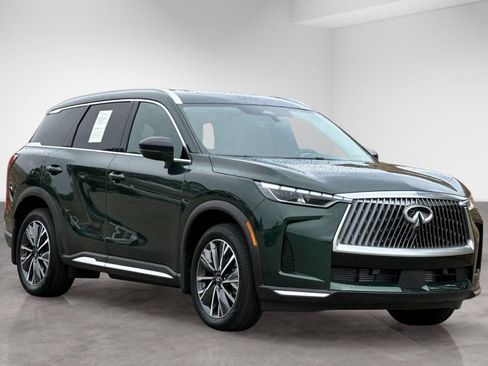 Used 2026 INFINITI QX60 Luxe w/ Cargo Package FWD image 8