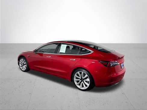 Used 2018 Tesla Model 3 Long Range image 8