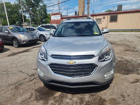 Used 2016 Chevrolet Equinox LT image 2