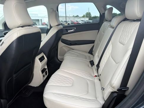 Used 2024 Ford Edge Titanium AWD/4WD image 32