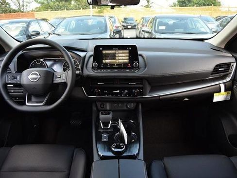 New 2026 Nissan Rogue SV w/ SV Premium Package image 8