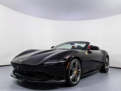 Certified 2024 Ferrari Roma Spider RWD image 29