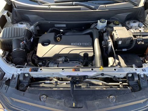 Used 2018 Chevrolet Equinox LT image 39