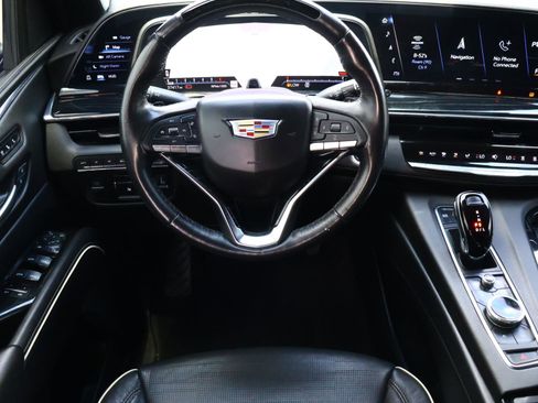 Used 2024 Cadillac Escalade Sport w/ LPO, ONYX Package AWD/4WD image 15