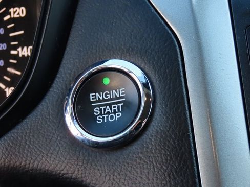 Used 2020 Ford Fusion S image 28