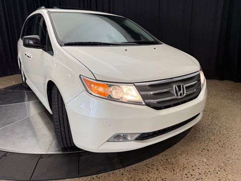 Used 2013 Honda Odyssey Touring image 12