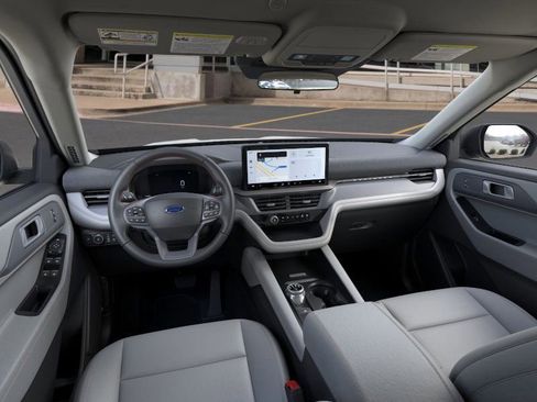 New 2025 Ford Explorer Active w/ Active Comfort Package image 11