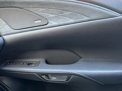 Used 2025 Lexus RX 450h AWD w/ Convenience Package image 20