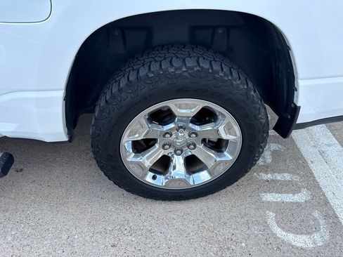 Used 2019 RAM 1500 Big Horn RWD image 9