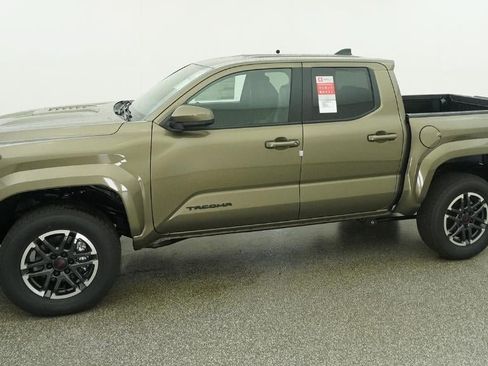 New 2026 Toyota Tacoma TRD Sport AWD/4WD image 2