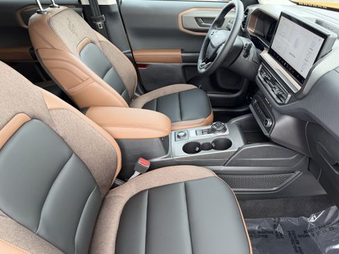 New 2026 Ford Bronco Sport Outer Banks AWD/4WD image 13