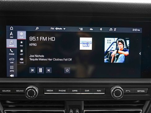 Certified 2020 Porsche Macan AWD/4WD image 22