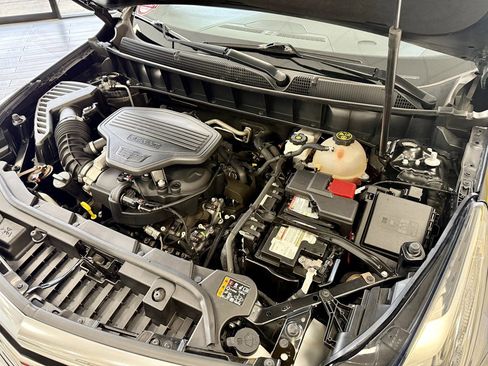 Used 2019 Cadillac XT5 Luxury image 18