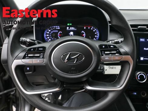 Used 2024 Hyundai Santa Cruz SE AWD/4WD image 10