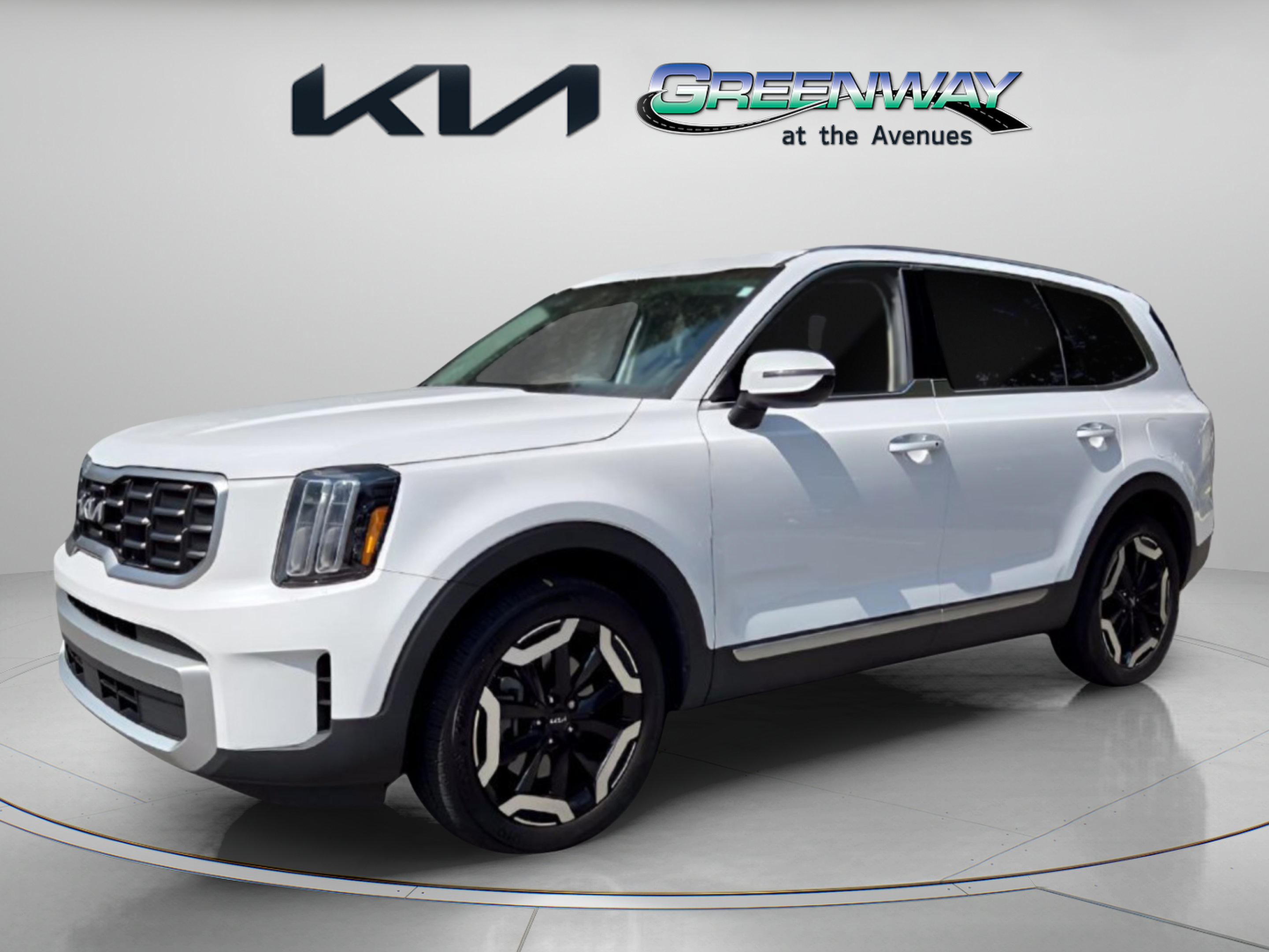 Used 2024 Kia Telluride S w/ S Sunroof Package FWD image 3