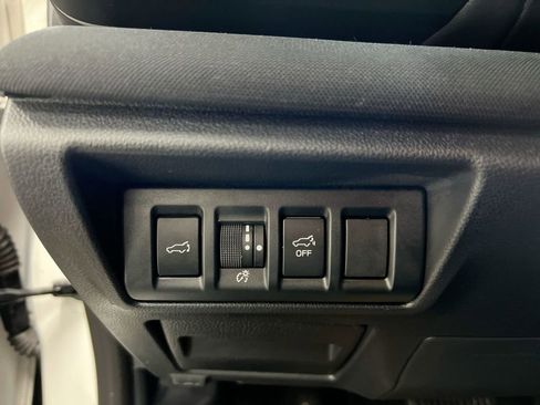 Used 2020 Subaru Outback Premium AWD/4WD image 18