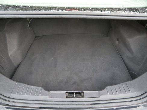 Used 2013 Ford Focus SE w/ SE Winter Pkg image 10