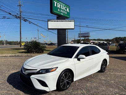 Used 2019 Toyota Camry SE