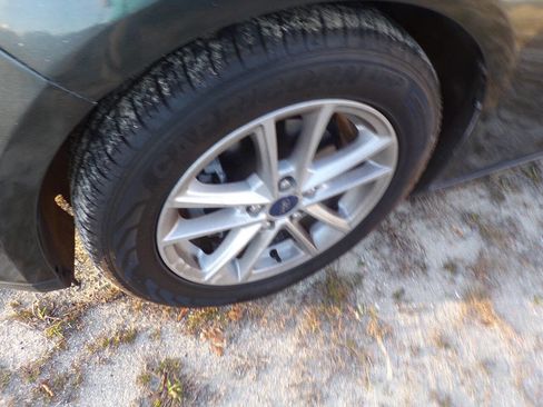 Used 2017 Ford Focus SE image 13