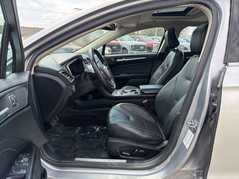 Used 2020 Ford Fusion Titanium AWD/4WD image 11