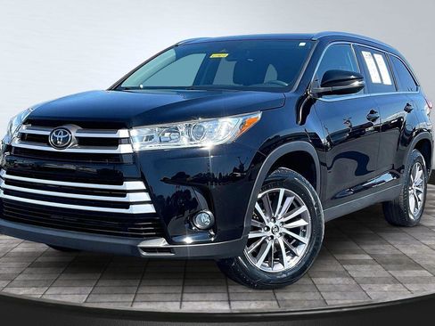 Used 2019 Toyota Highlander XLE image 13