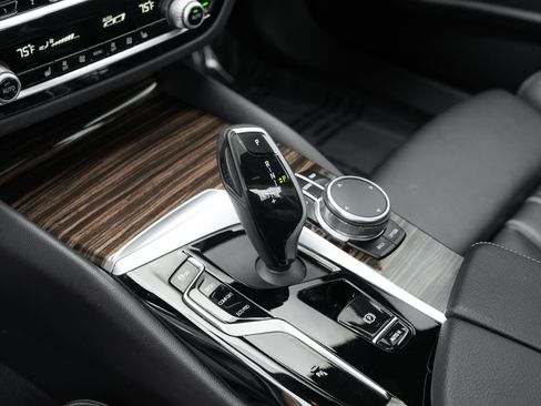 Used 2023 BMW 540i xDrive w/ Premium Package AWD/4WD image 20