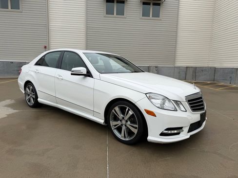 Used 2013 Mercedes-Benz E 350 Sedan image 1