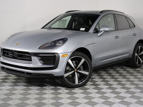 New 2026 Porsche Macan image 1