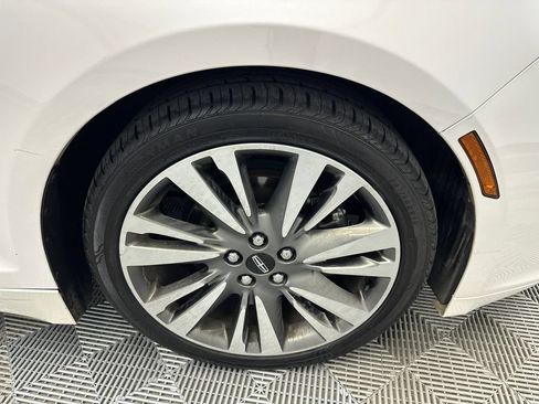 Used 2017 Lincoln MKZ Reserve FWD image 14