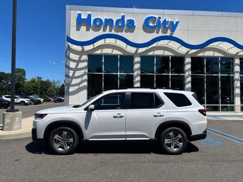 New 2026 Honda Pilot EX-L image 2