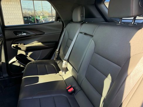 Used 2023 Chevrolet TrailBlazer RS image 25
