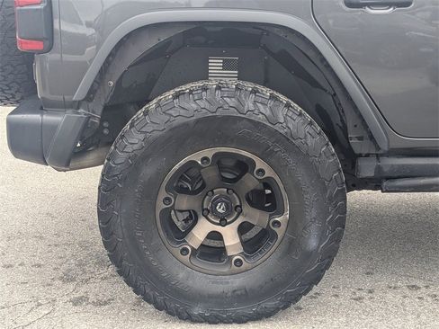 Used 2018 Jeep Wrangler Unlimited Rubicon image 11