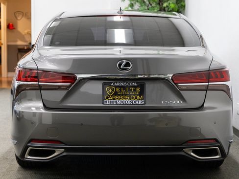 Used 2020 Lexus LS 500 w/ Accessory Package (Z2) image 4