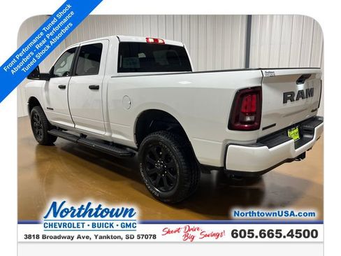 Used 2026 RAM 2500 Big Horn AWD/4WD image 3