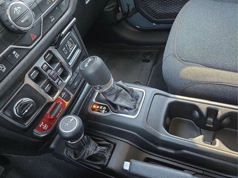 New 2026 Jeep Wrangler Unlimited Sport image 25