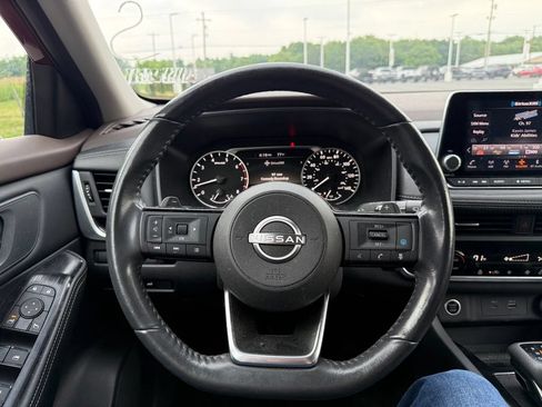 Used 2023 Nissan Rogue SV w/ SV Premium B Package AWD/4WD image 10