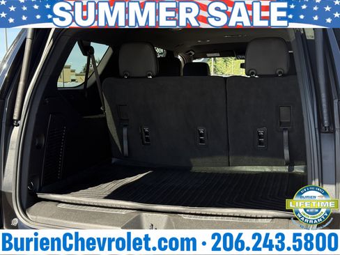 Used 2022 Chevrolet Suburban Z71 AWD/4WD image 32