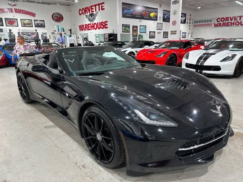 Used 2014 Chevrolet Corvette Stingray Convertible w/ 3LT Preferred Equipment Group RWD image 5
