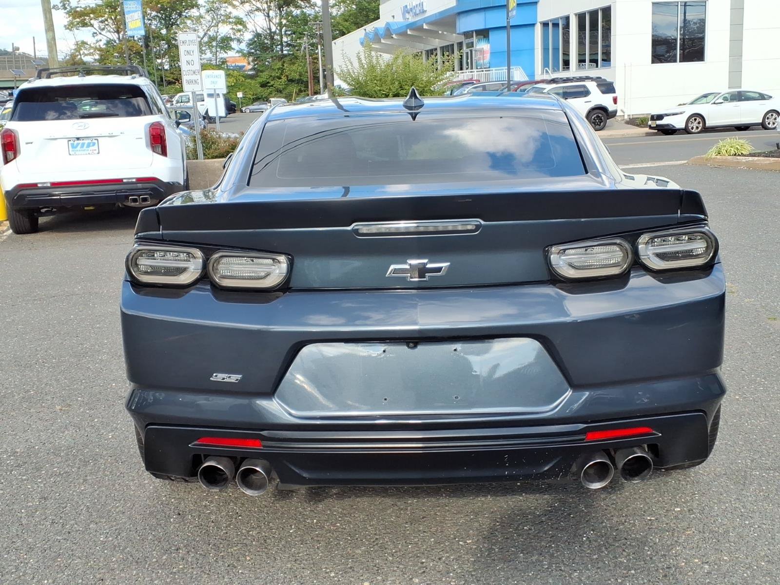 Used 2021 Chevrolet Camaro SS RWD image 5