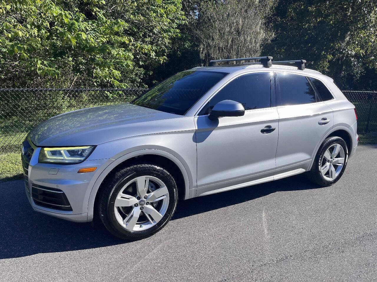 Used 2018 Audi Q5 2.0T Premium Plus w/ Premium Plus Package AWD/4WD image 3