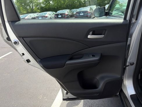 Used 2016 Honda CR-V LX image 19