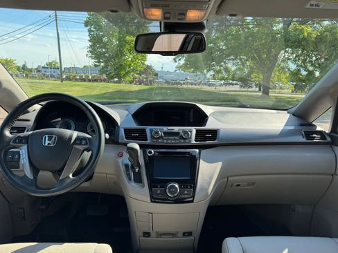 Used 2016 Honda Odyssey EX-L image 12