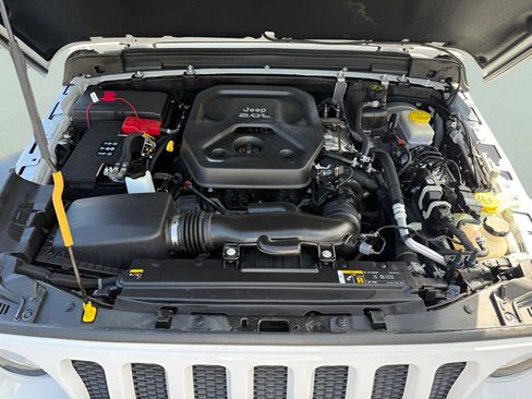 Used 2021 Jeep Wrangler Unlimited Sport image 34